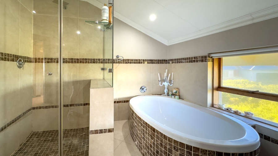 7 Bedroom Property for Sale in Moquini Coastal Estate Western Cape